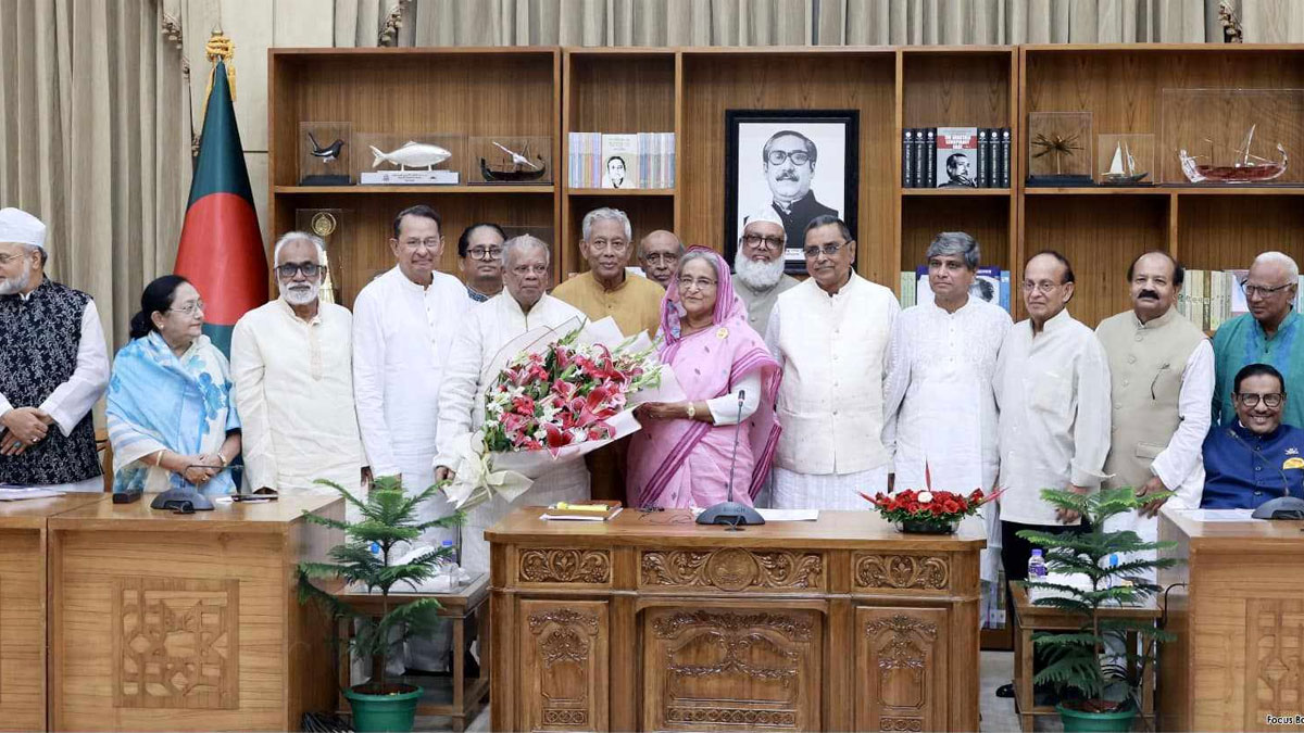 প্রধানমন্ত্রীর সঙ্গে ১৪ দলীয় জোটের বৈঠক