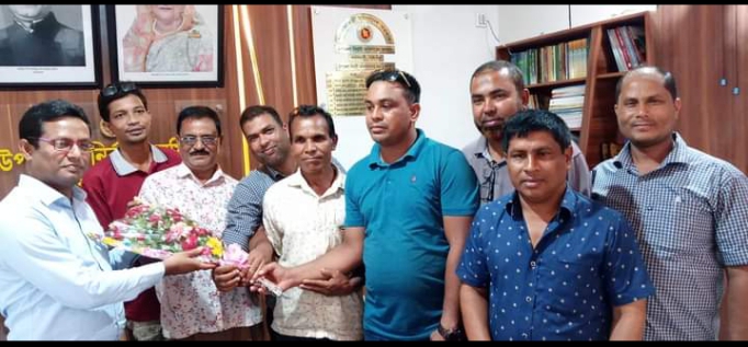 পলাশবাড়ীর বিদায়ী ইউএনও কে সংবর্ধনা দিলো রিপোর্টাস ইউনিটি