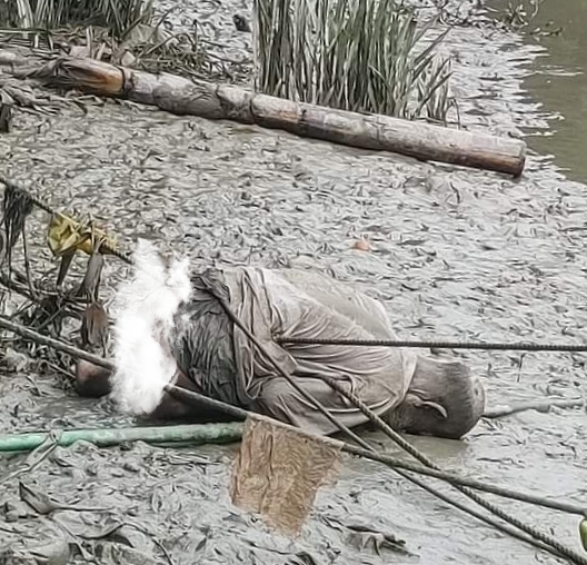 বরগুনার পাথরঘাটায় খাল থেকে বৃদ্ধের মরা দেহ উদ্ধার