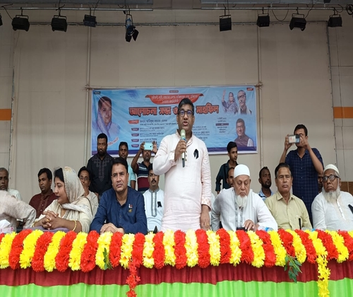 অসীম সাহস, প্রজ্ঞা, আন্তরিকতায় সাদামাটা নারী থেকে অসাধারণ মহীয়সী বঙ্গমাতা: দোলন