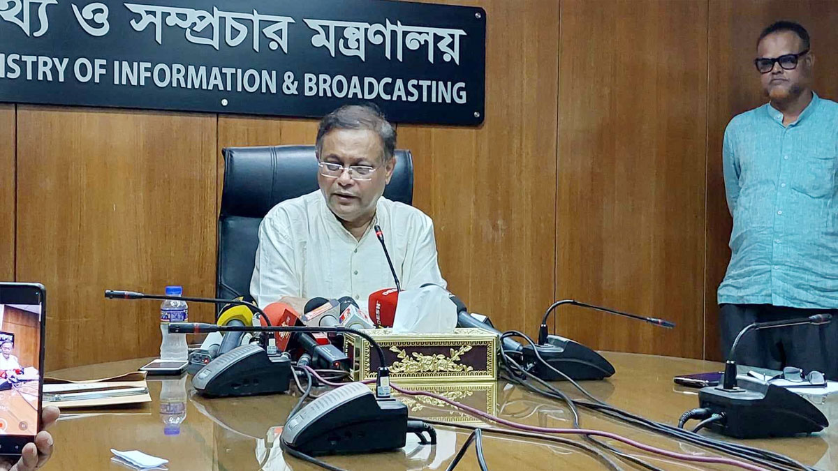 বাইডেন-হাসিনার সেলফি যুক্তরাষ্ট্রের সঙ্গে ঘনিষ্ঠতার বার্তা দেয়