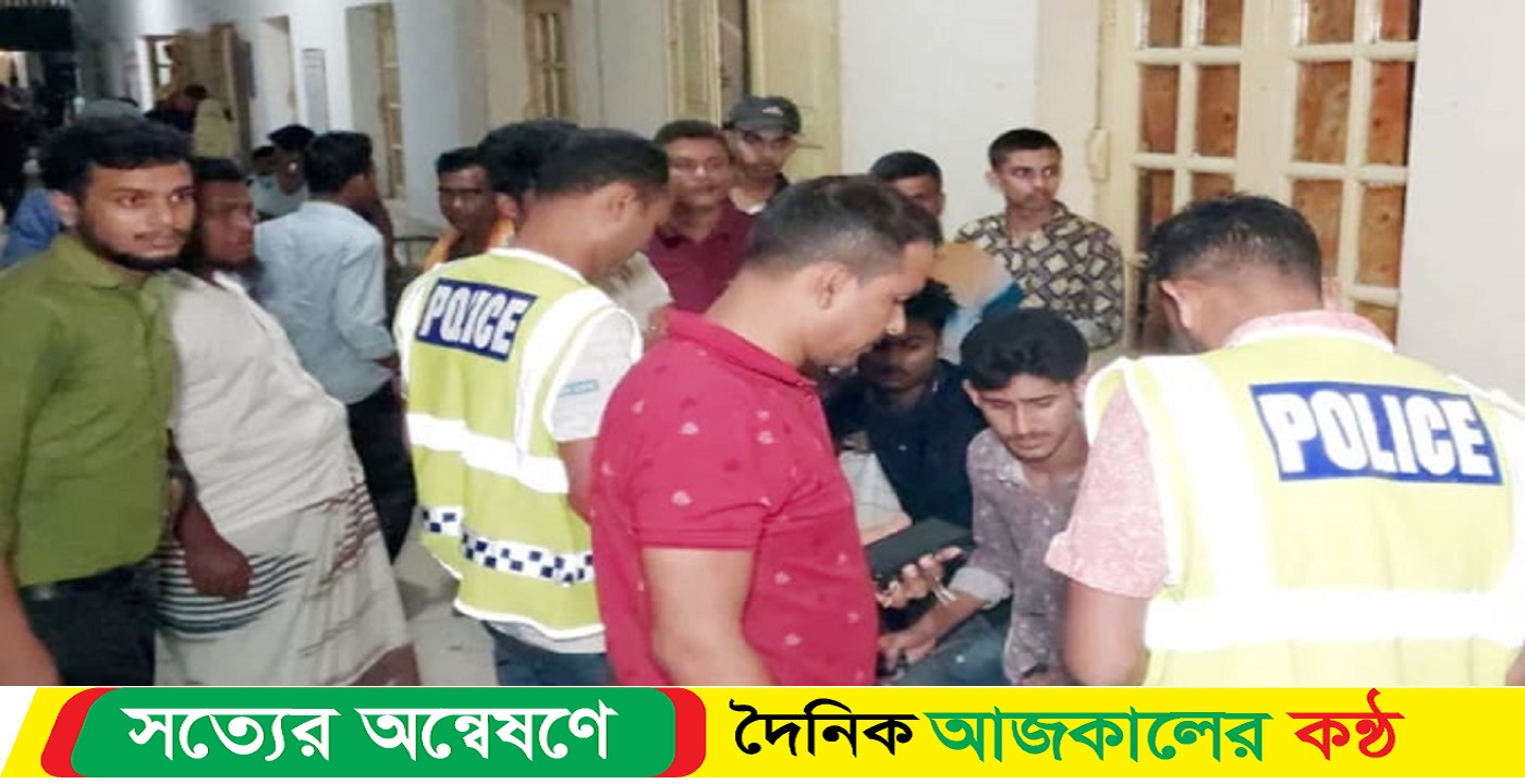 বন্ধুদের হাতে স্কুলছাত্র খুন