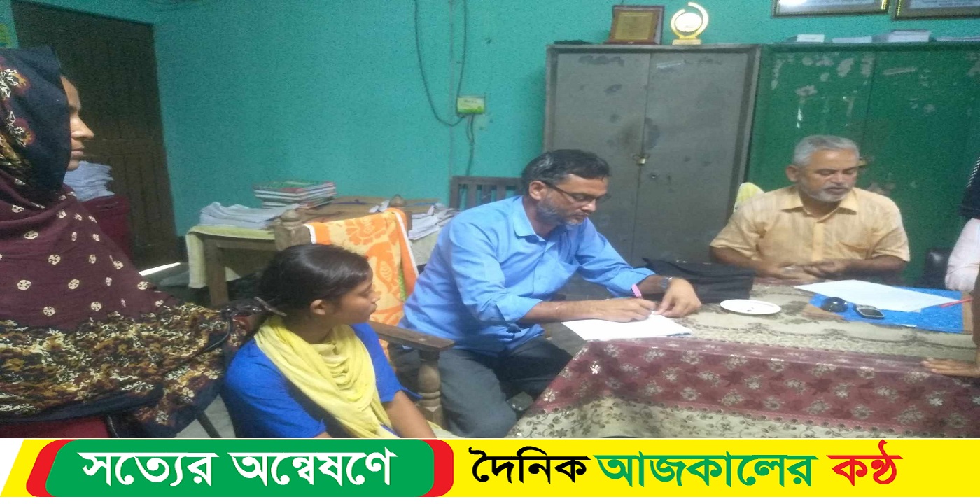 রাঙ্গাবালীতে স্কুলে বজ্রপাত এক শিক্ষক সহ আহত ১৩