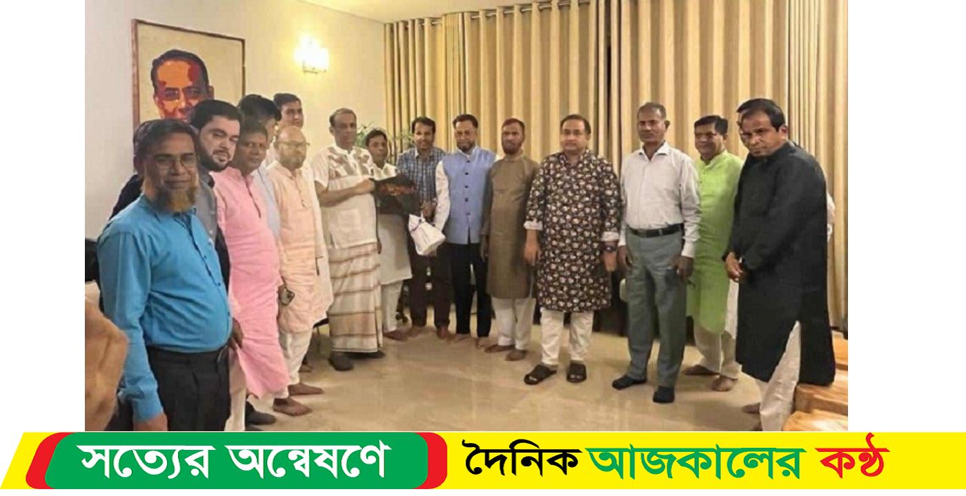 চট্টগ্রাম ১৩ আসনে জাবেদের মনোনয়নে আনন্দ মিছিল ও মিষ্টি বিতরণ