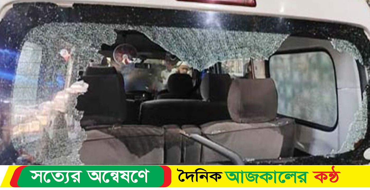 বিএনপির মশাল মিছিল, অ্যাম্বুলেন্স ভাঙচুর