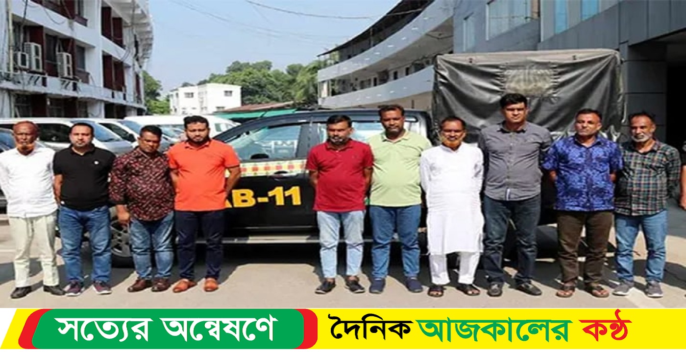 নাশকতা করে পাঁচতারকা হোটেলে অবস্থান