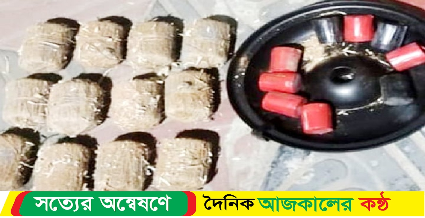 যশোরে ঝোপ থেকে ২১ ককটেল উদ্ধার করল র্যাব