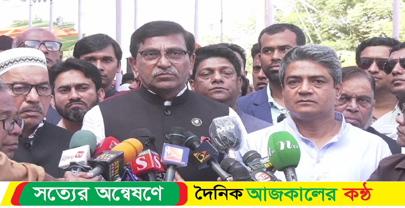 নির্বাচন যথা সময়েই হবে : হানিফ