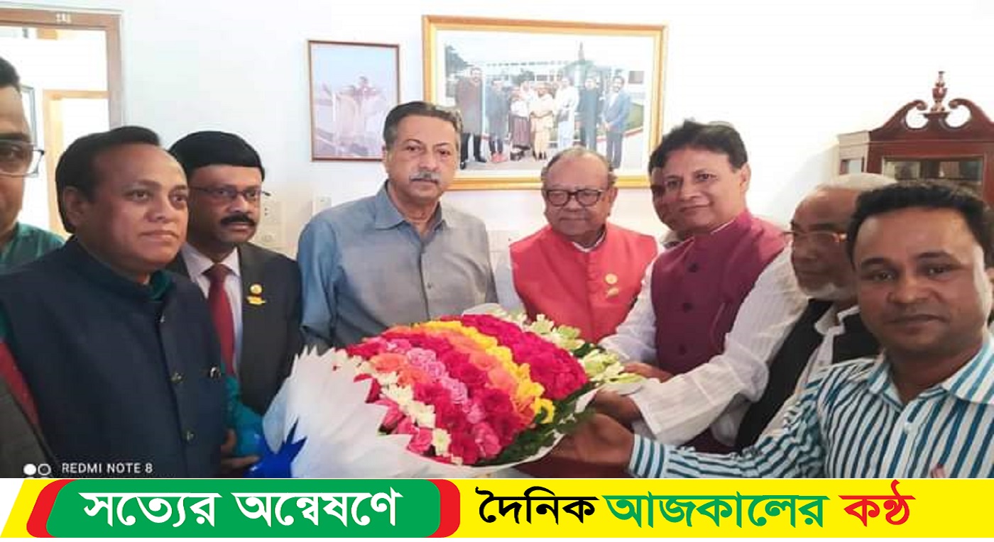 শেখ হেলালউদ্দিনের সাথে ডা. রুহুল হকের শুভেচ্ছা বিনিময়