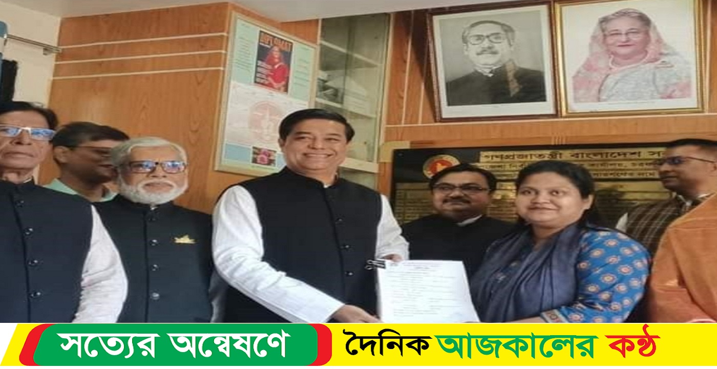 ভোলা-৪ আসনে আওয়ামীলীগের মনোনয়নপত্র জমা দিলেন এমপি জ্যাকব