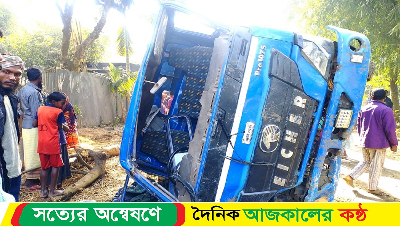 জামালপুরে গরু চুরি করে পালানোর সময় ট্রাক উল্টে চোর নিহত