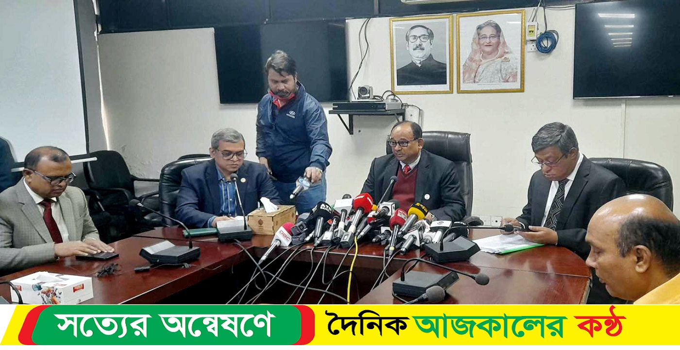 ট্রেন চলাচলে হুমকি তৈরি হয়েছে : রেলমন্ত্রী