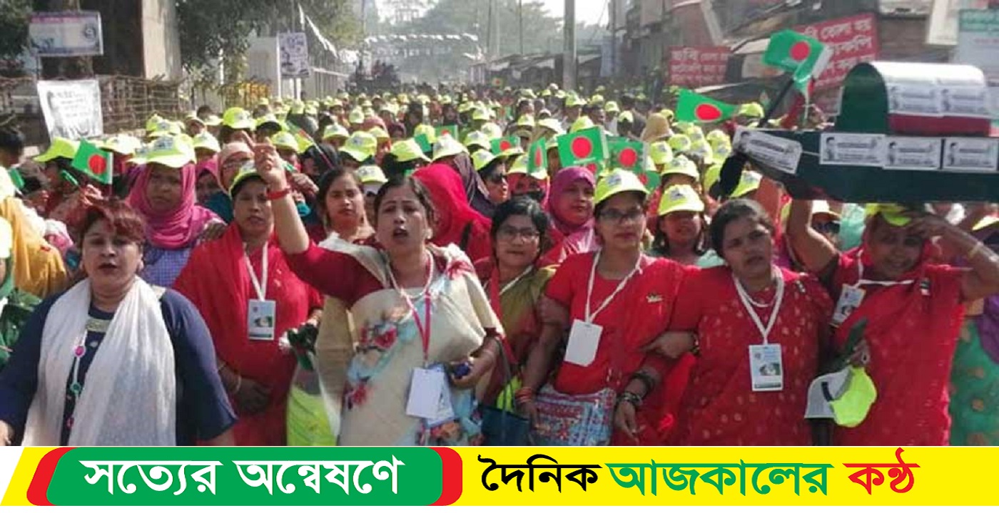 প্রধানমন্ত্রীর জনসভায় জনস্রোত