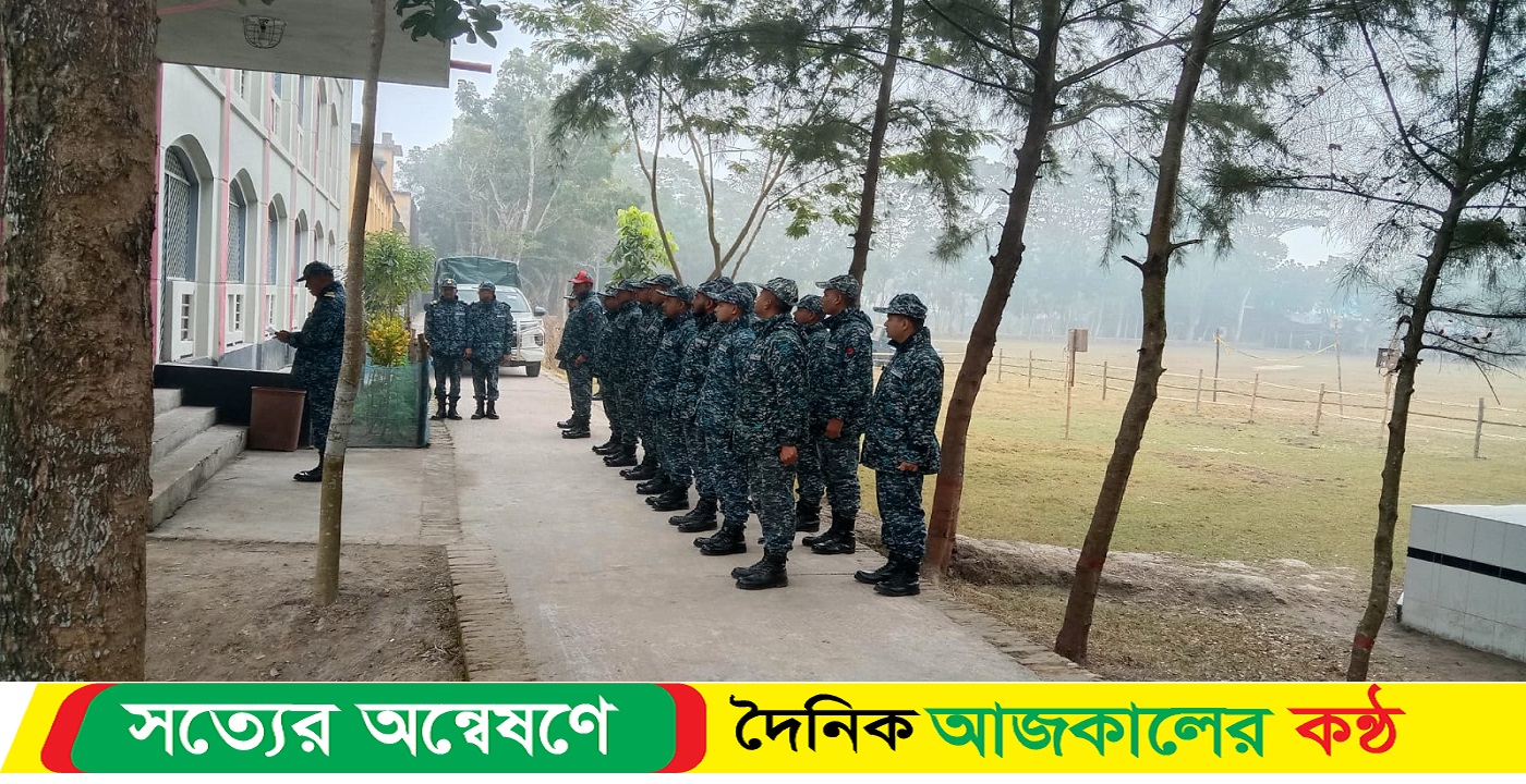 মোংলায় উত্তপ্ত ভোটের মাঠ, নৌ সেনাদের টহল পাল্টে দিচ্ছে ভোটের হিসাব