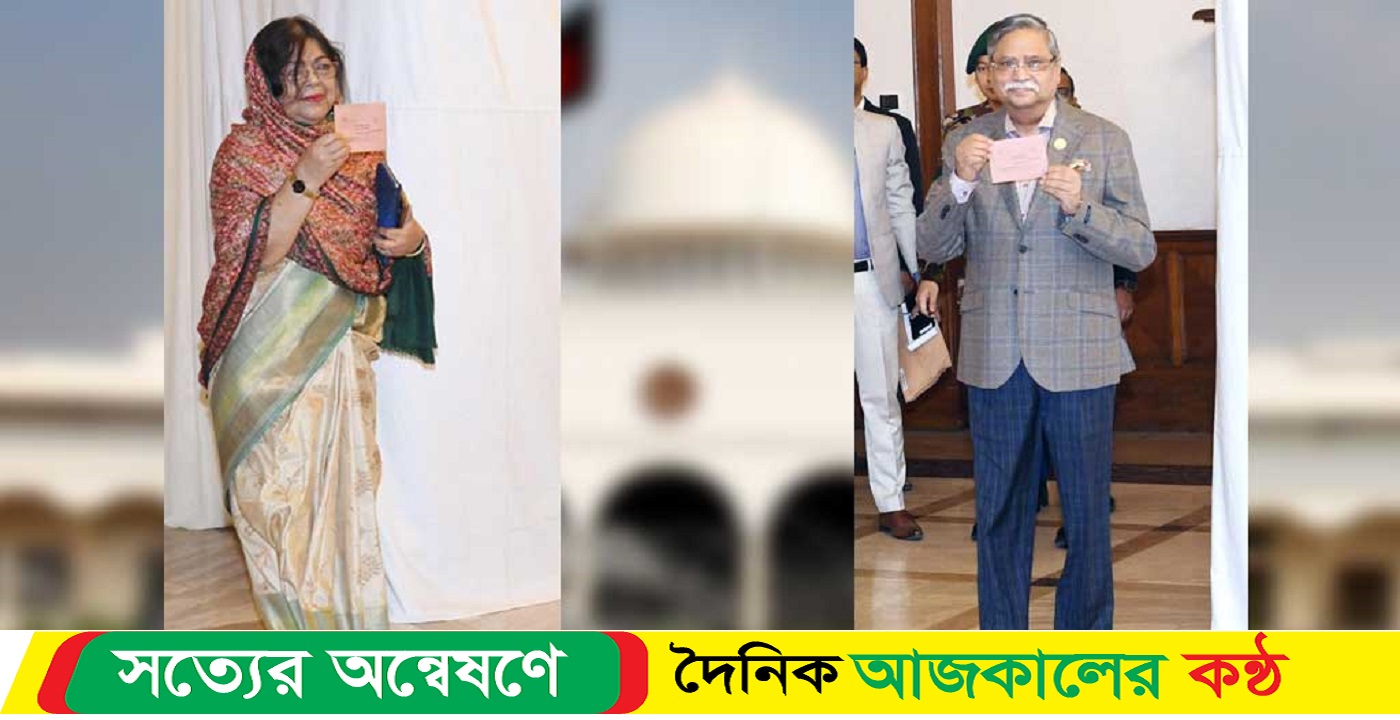 পোস্টাল ব্যালটের মাধ্যমে ভোট দিলেন