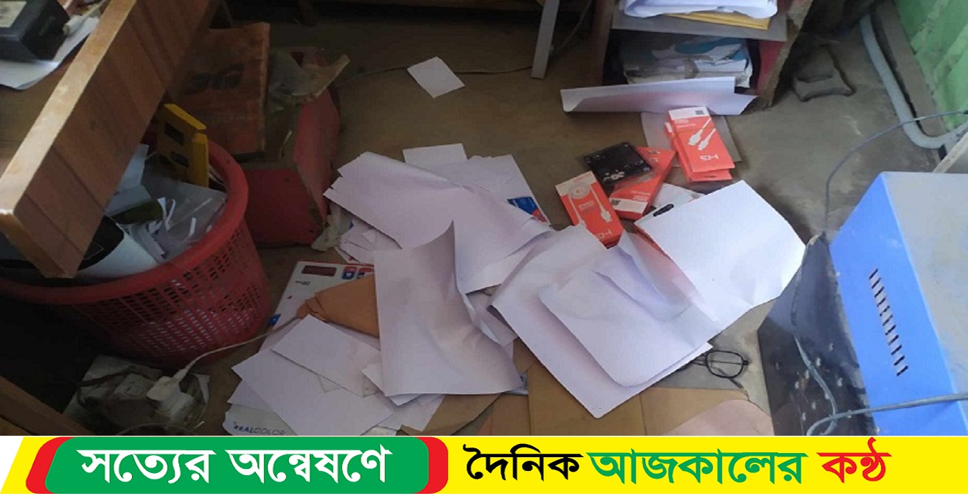তালা কেটে মোবাইলের দোকান চুরি