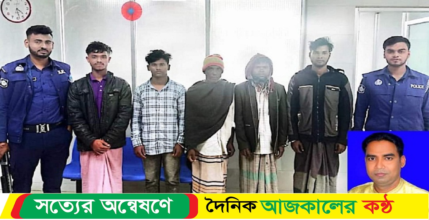 পুলিশের উপর হামলা, গ্রেফতার ৫