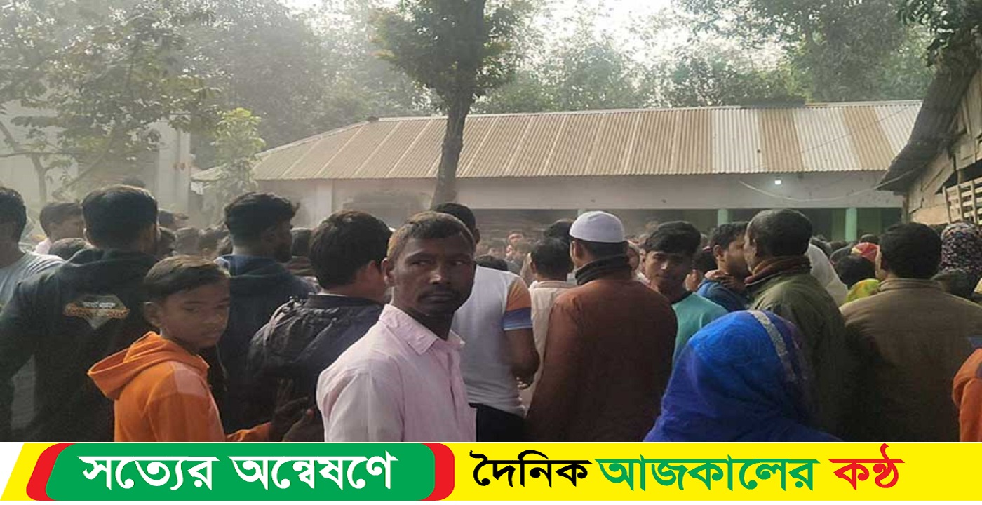 স্ত্রী ও দুই সন্তানকে হত্যার পর আশিকুল মোল্লা বাবু আত্মহত্যার চেষ্টা