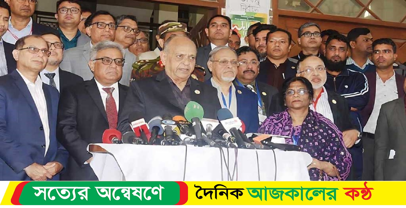 ‘আমি চাই দেশে সৎ ও উন্নত মানের ডাক্তার তৈরি হোক’: ডা. সামন্ত লাল