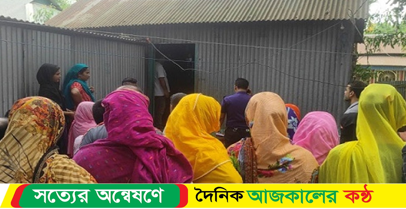 প্রবাসীর স্ত্রীর সঙ্গে পরকীয়া