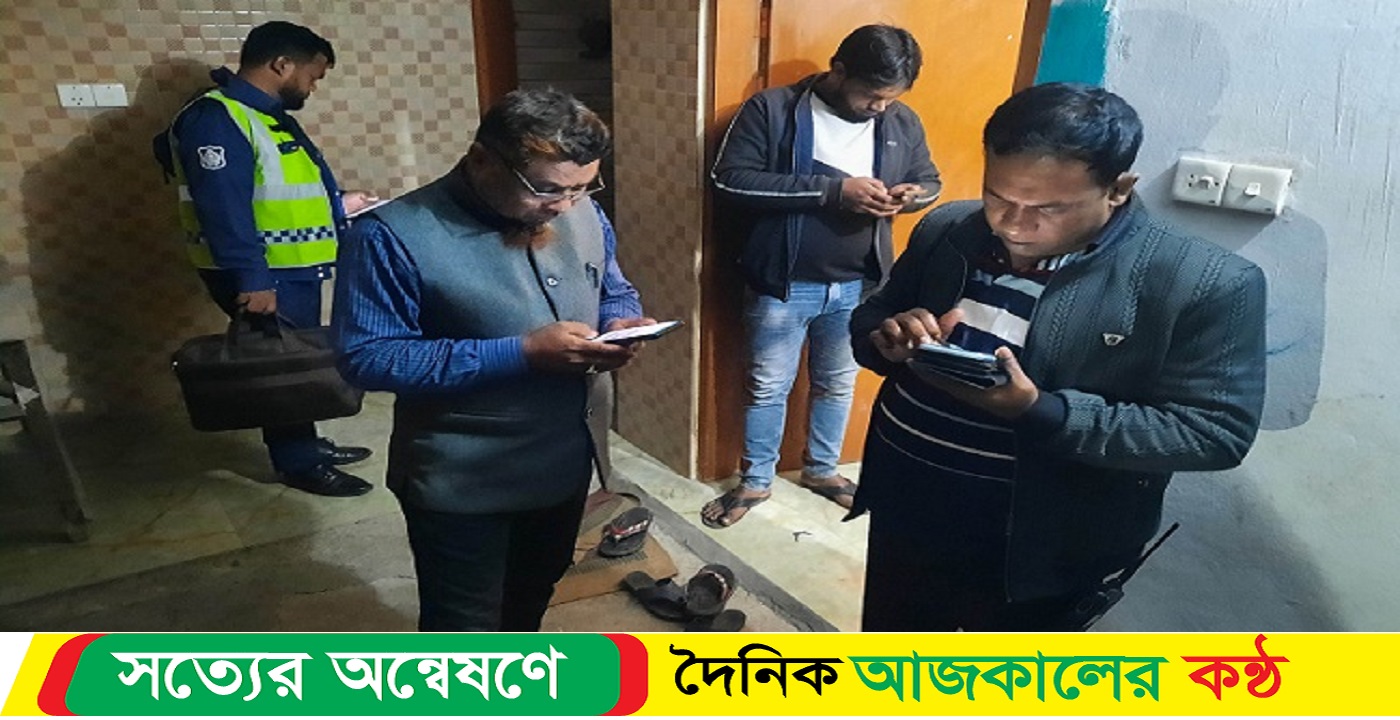 বিছানায় পড়েছিল গৃহবধূর মরদেহ