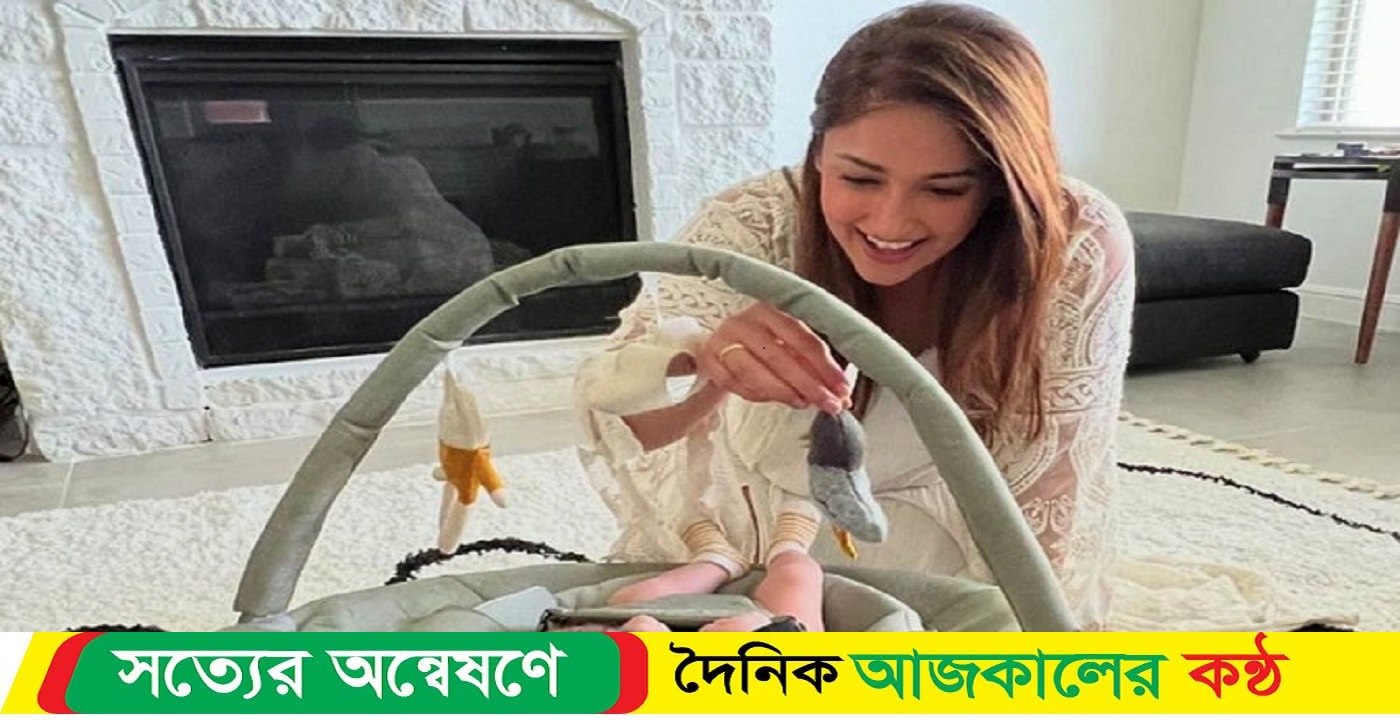 মা হওয়ার পর মানসিক অবসাদে ইলিয়ানা