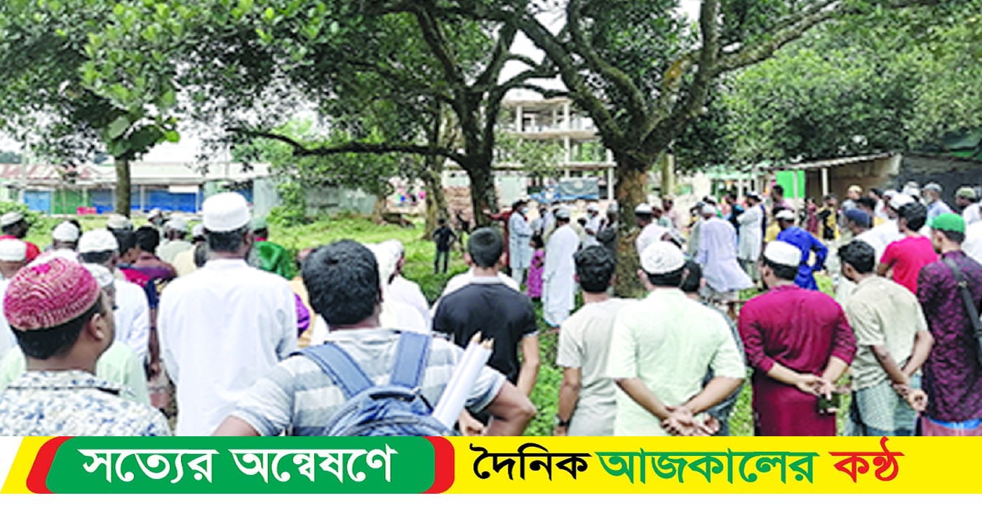 নীলফামারীতে বাবার দাফনে ছেলের বাধা