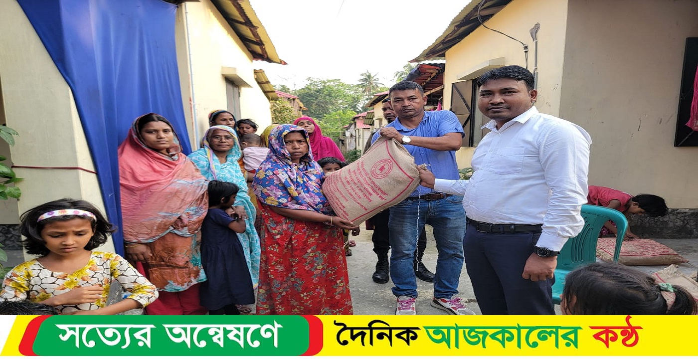 মাননীয় প্রধানমন্ত্রী এর উপহার সামগ্রী গৌরনদীতে বিতরন