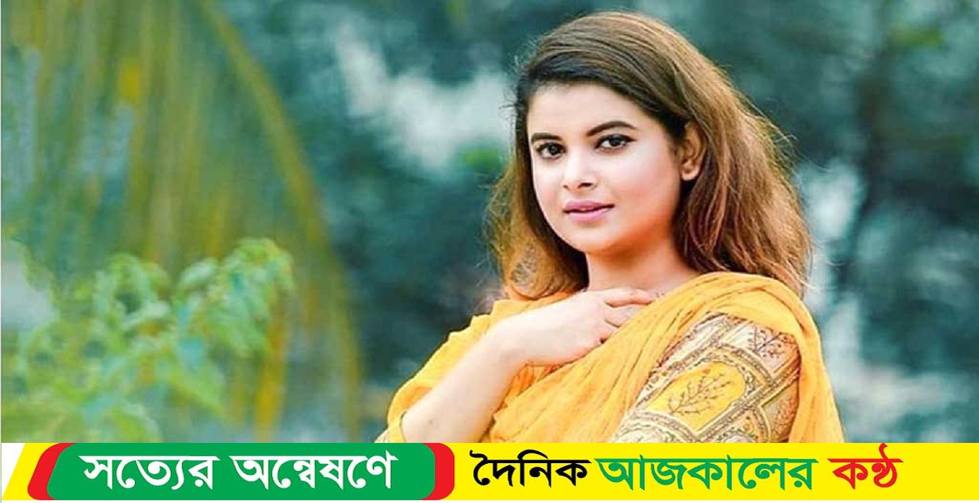 সুখবর দিলেন শবনম ফারিয়া
