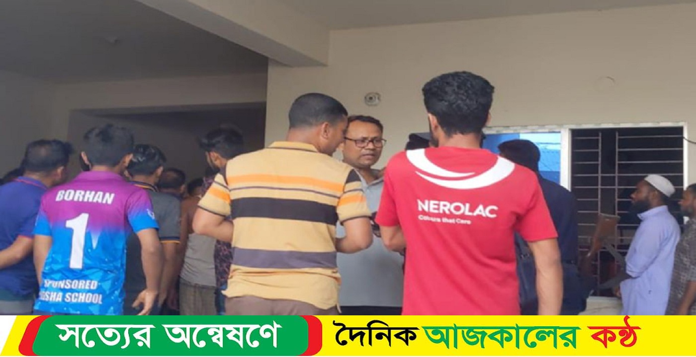 খাটের ওপর পড়ে ছিল গৃহবধূ, স্বামী ঝুলছিল ওড়নায়