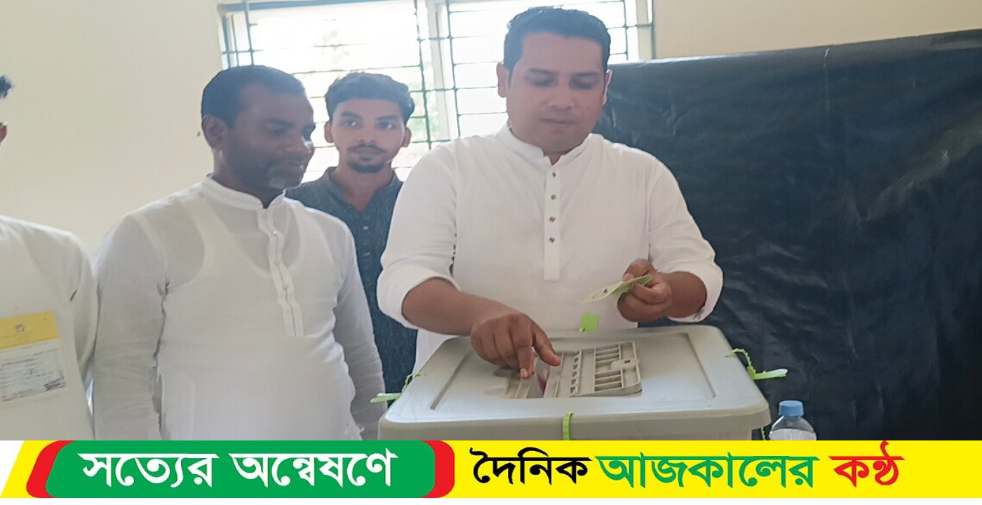 উৎসবমুখর পরিবেশে চলছে পটুয়াখালী জেলার ৩টি উপজেলা পরিষদ নির্বাচন
