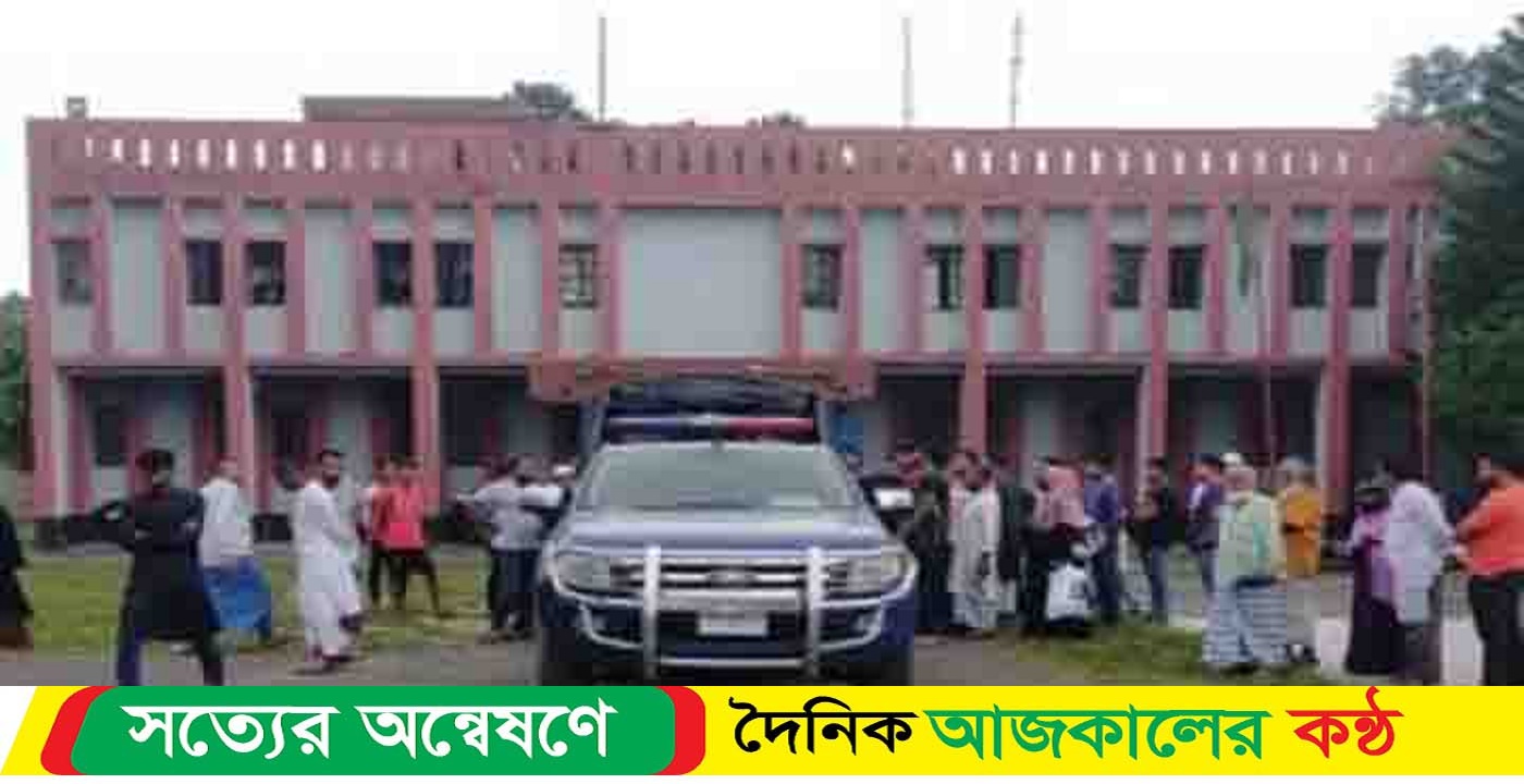 সখিপুরে অশ্লীল-অসামাজিক কর্মকাণ্ডের অভিযোগে নারীসহ ১১ জন আটক