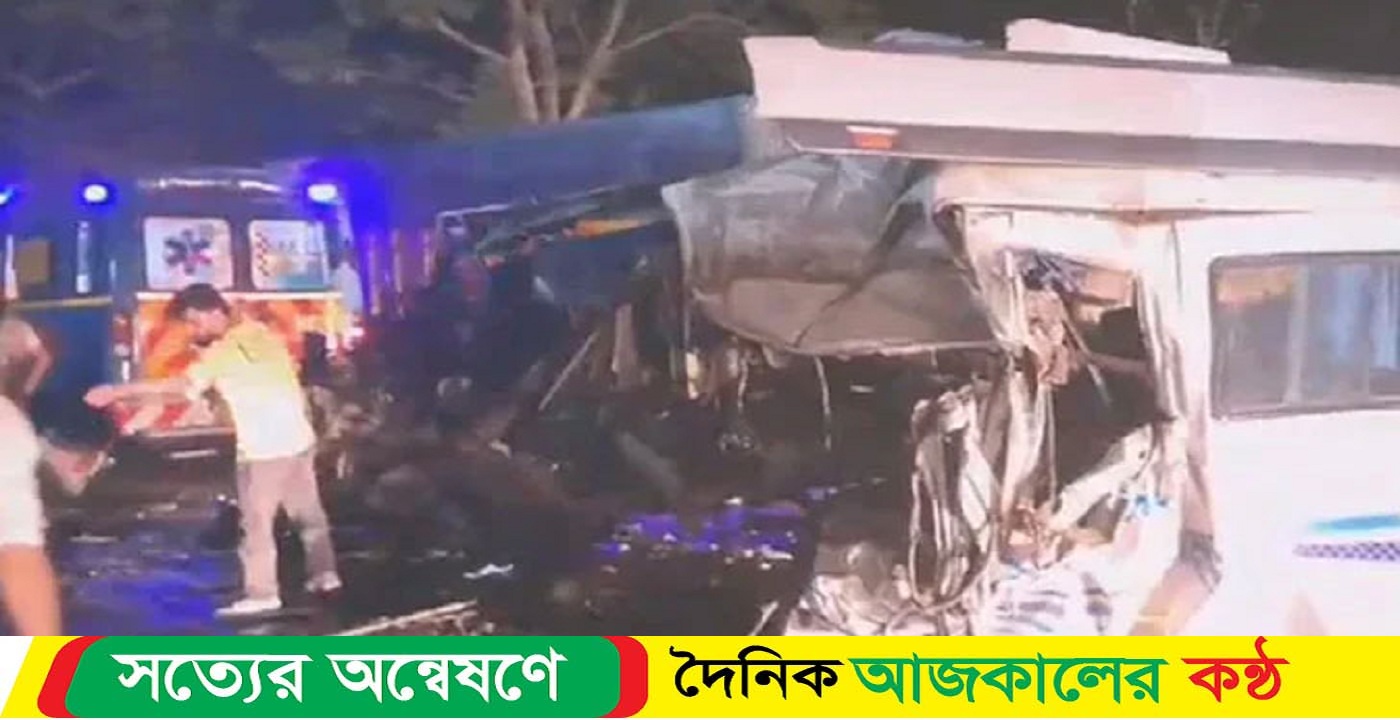 সড়ক দুর্ঘটনায় একই পরিবারের নিহত ৭