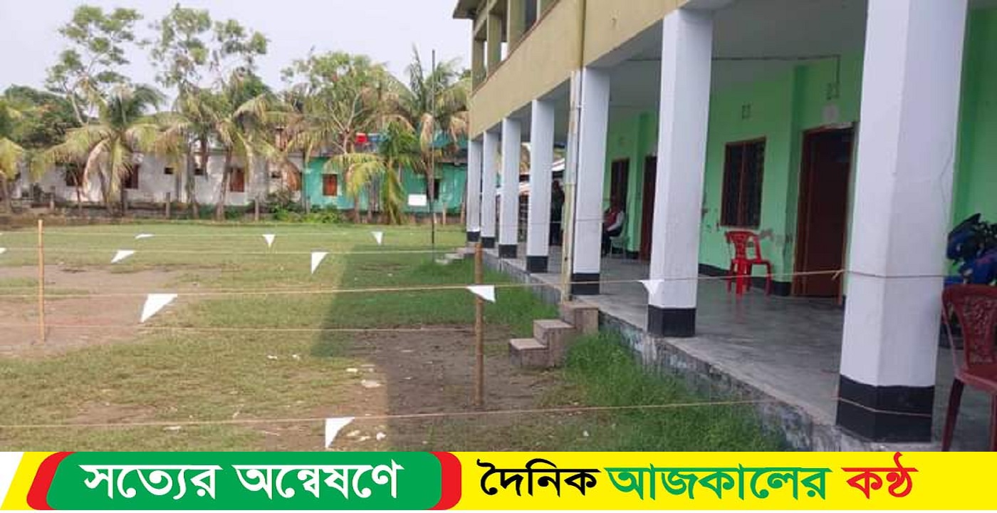 মোংলা চলছে ভোট: ভোটার উপস্থিতি খুবই কম