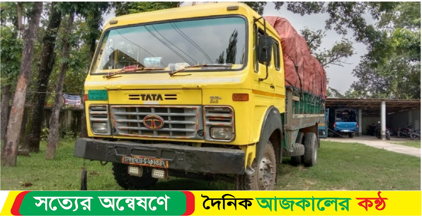 পূর্বধলায় ভারতীয় চিনি সহ ১টি ট্রাক জব্দ, আটক ১ জন