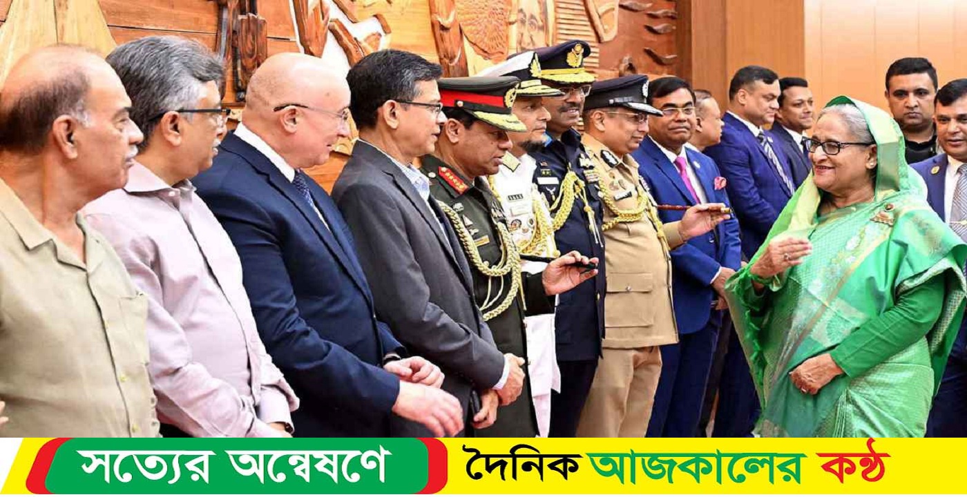 প্রধানমন্ত্রী নয়াদিল্লি পৌঁছেছেন