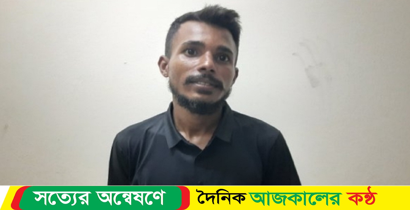 মোংলায় অস্ত্রসহ যুবক আটক
