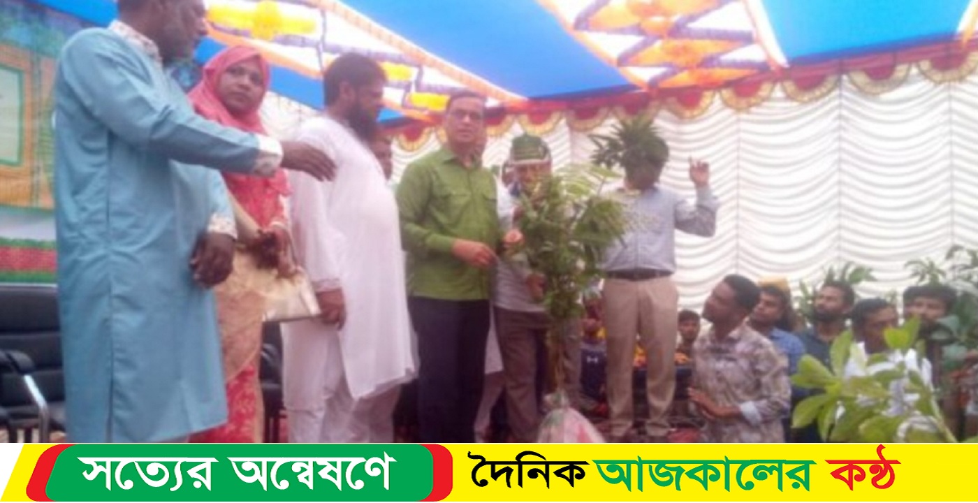 নেত্রকোনার খালিয়াজুড়িতে বৃক্ষরোপন উদ্ভোধন
