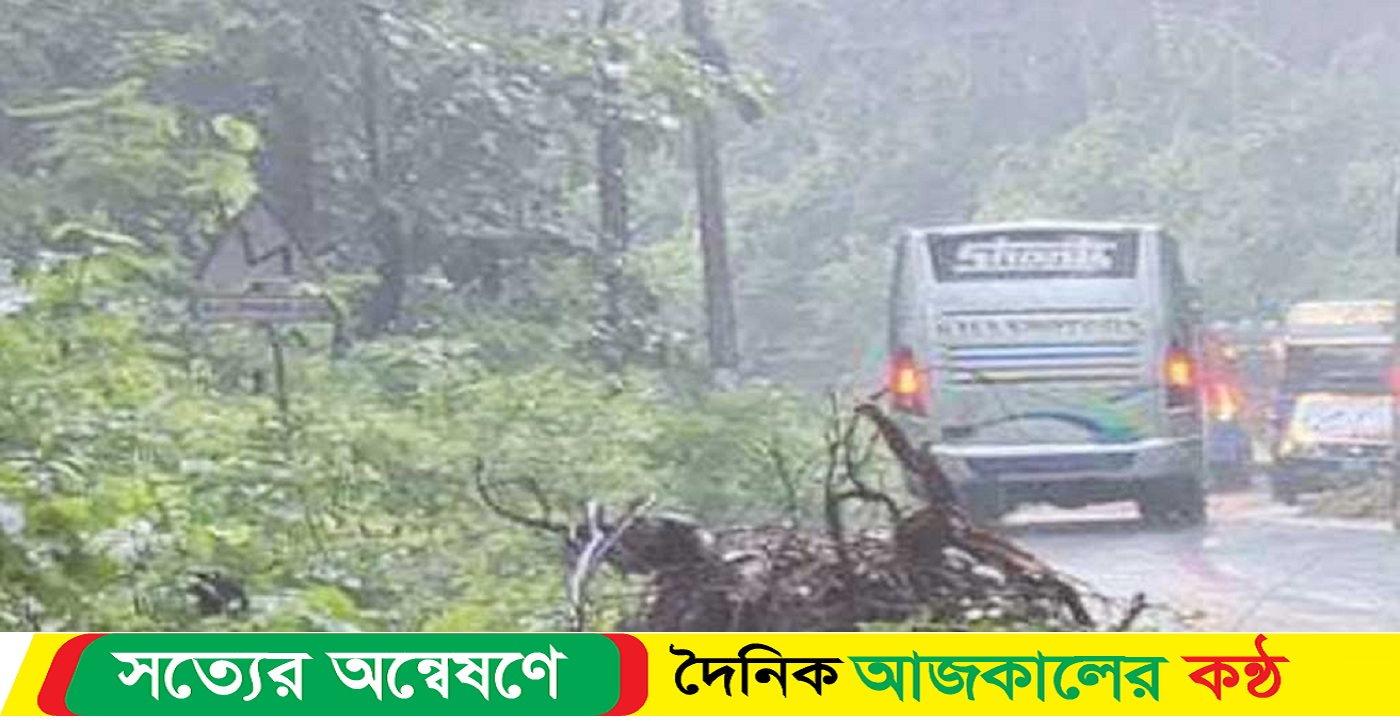 খাগড়াছড়িতে ৪ ঘণ্টা পর যান চলাচল স্বাভাবিক