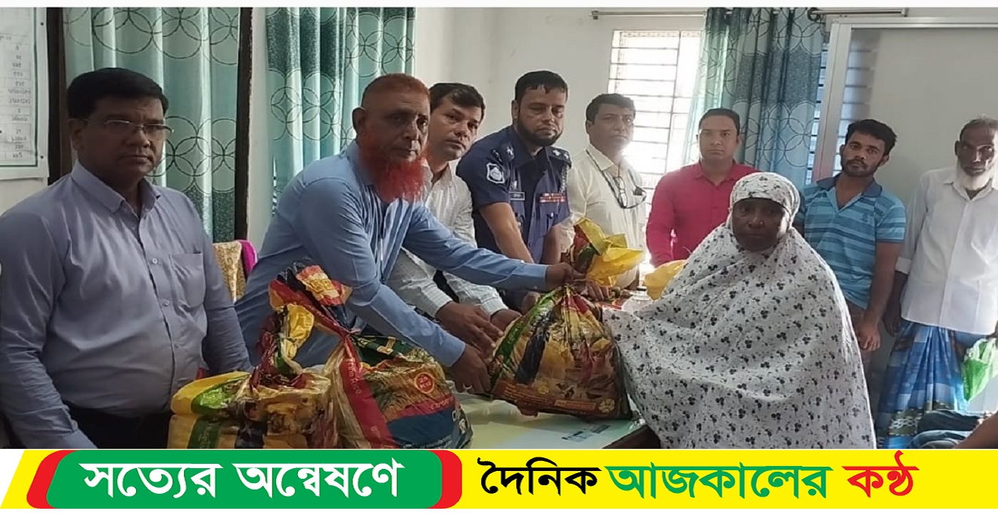 কসবায় পি এম কে( NGO) কর্তৃক বন্যা দুর্গতদের মাঝে ত্রাণ বিতরণ
