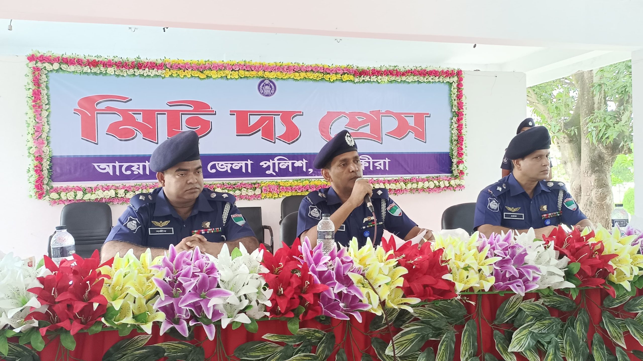 সাতক্ষীরায় নবাগত পুলিশ সুপারে সাথে সাংবাদিকদের মতবিনিময়