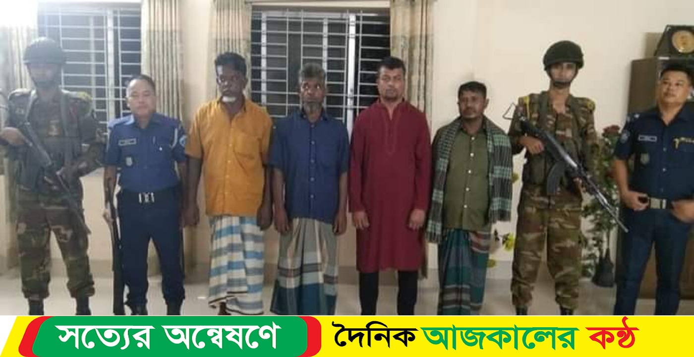 হোমনায় সূত্রাপুর থানার সাগর হত্যা মামলায় শিক্ষকসহ চার ভাই গ্রেফতার