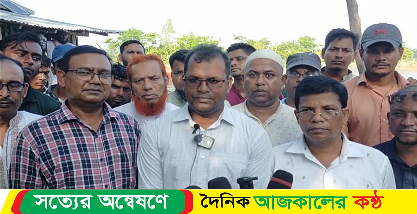 বাউফলে চন্দ্রদ্বীপ ইউনিয়নে ক্ষতিগ্রস্থ  এলাকায় এলজিইডির পরিদর্শন টিম