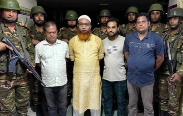 বরিশালে চাদা না পেয়ে ব্যবসায়ীকে মারধর অভিযোগে বিএনপি যুবদলের নেতাকর্মী আটক–৪