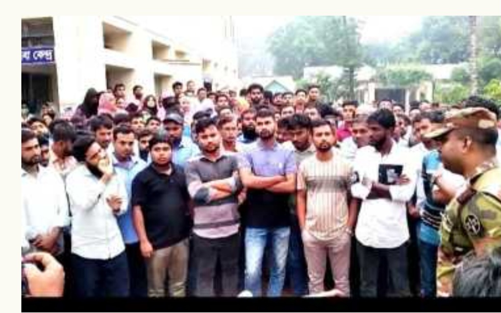 নেত্রকোনায় পল্লী বিদ্যুৎ সমিতির শাট ডাউন দুর্ভোগে সাড়ে ছয় লক্ষাধিক গ্রাহক বিদ্যুৎ ছাড়া