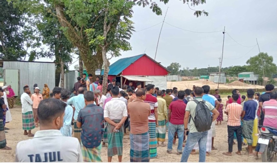 নেত্রকোনার দুর্গাপুরে এক বালু ব্যবসায়ীর ঝুলন্ত মরদেহ উদ্ধার