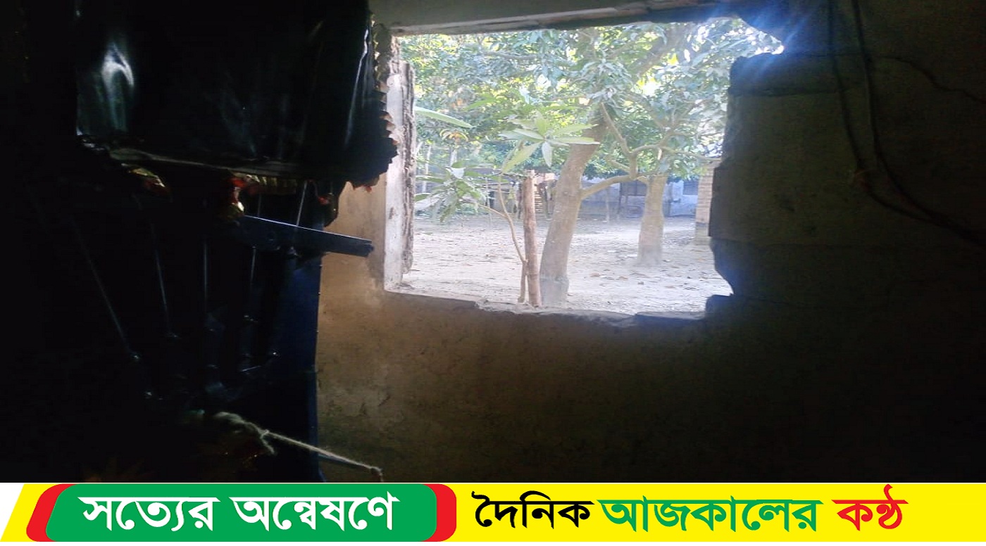 নওগাঁয় জিম্মি করে ৩টি অটোরিকশা ছিনতাই