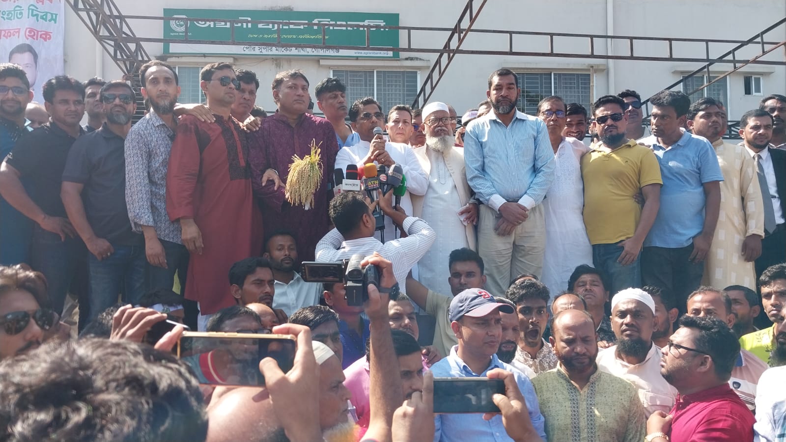 ফ্যাসিবাদের সাথে নূন্যতম সম্পর্ক যাদের ছিল তাদের যায়গা আর বিএনপিতে হবেনা : সেলিম