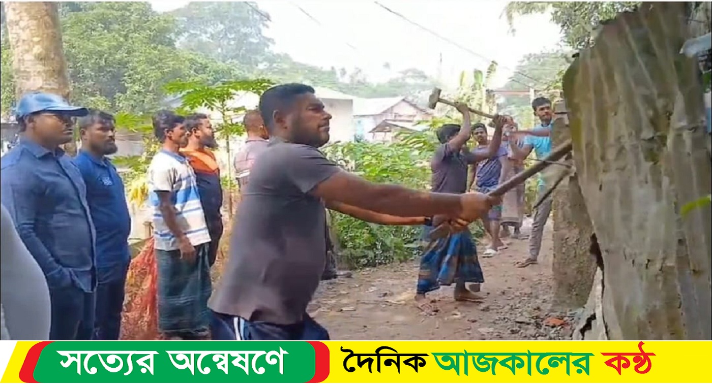 ঝালকাঠির নলছিটি পৌরসভার সড়কের প্রশস্ততা বাড়াতে উচ্ছেদ অভিযান