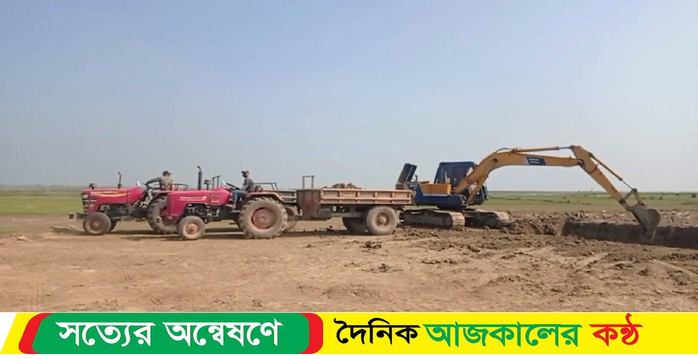 সরাইলে ৭ টি ভেকু দিয়ে চলছে ফসলি জমির মাটি কাটার উৎসব